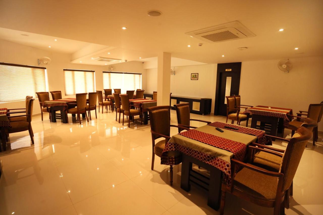 Loveland Residency Kochi Luaran gambar