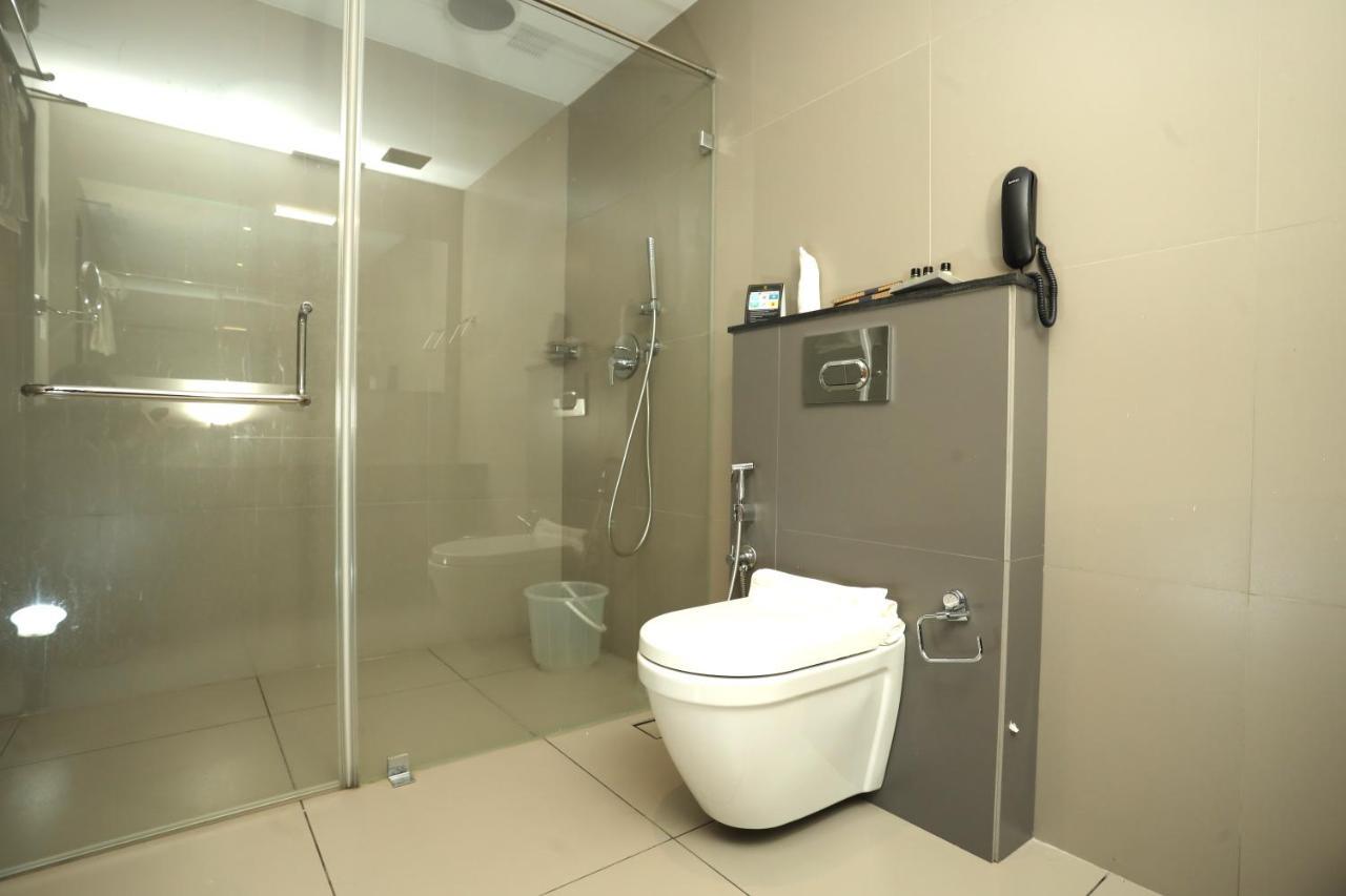 Loveland Residency Kochi Luaran gambar