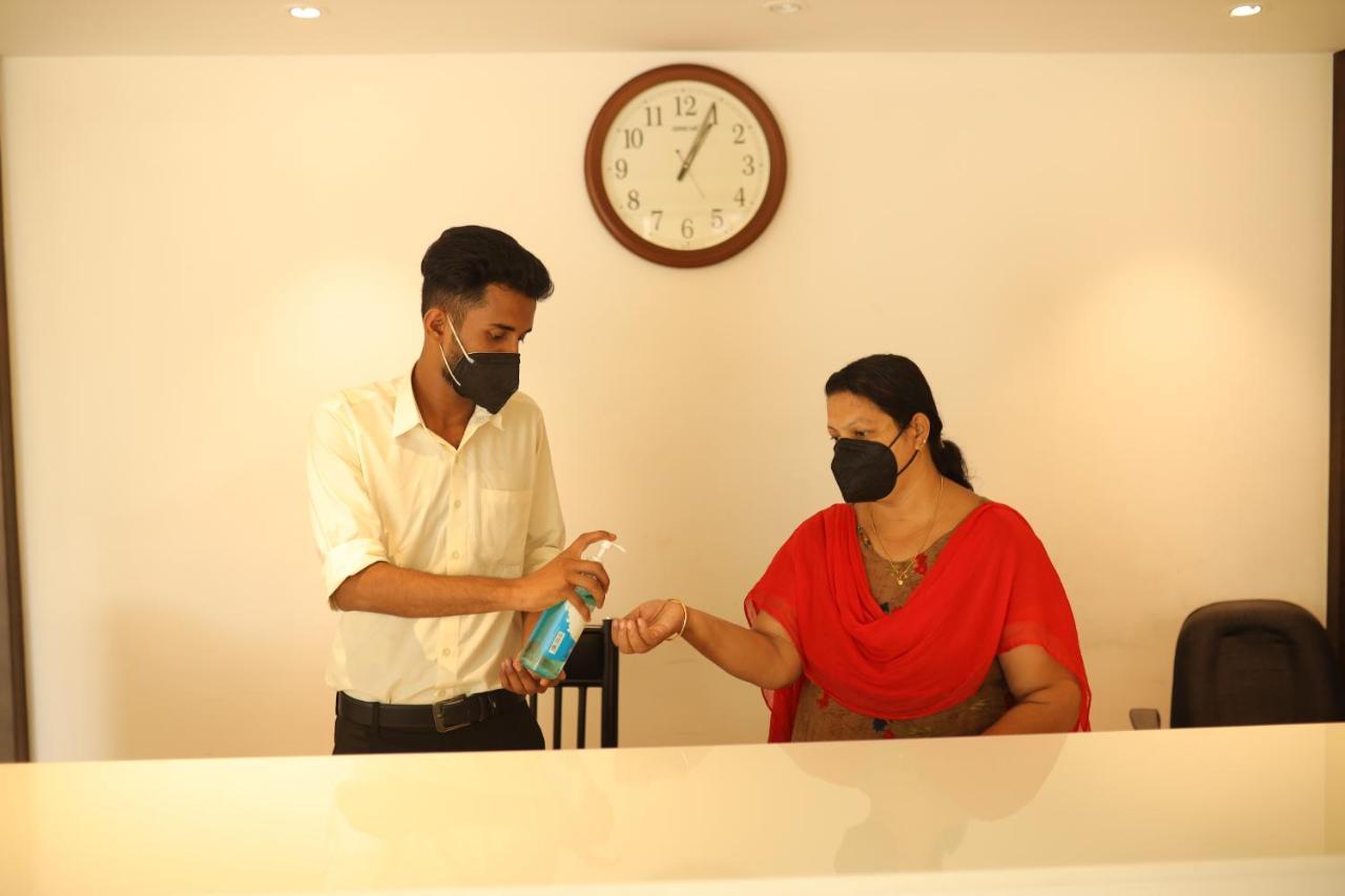 Loveland Residency Kochi Luaran gambar